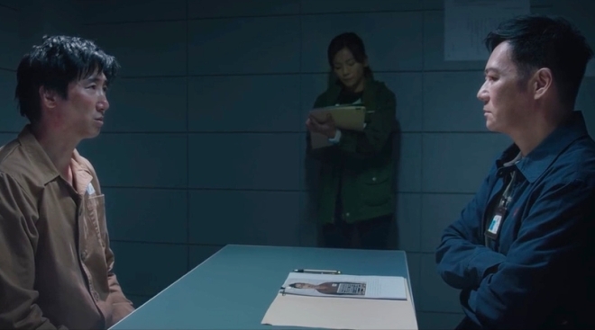 Timmy Hung and Eddie Cheung in "A Murder Erased" (2022)